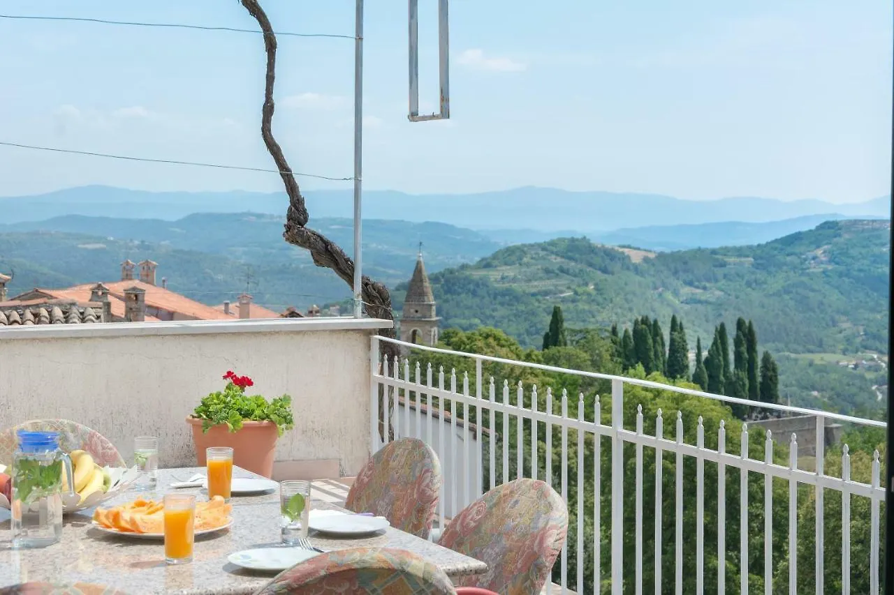 Apartment Stella Motovun 0*,